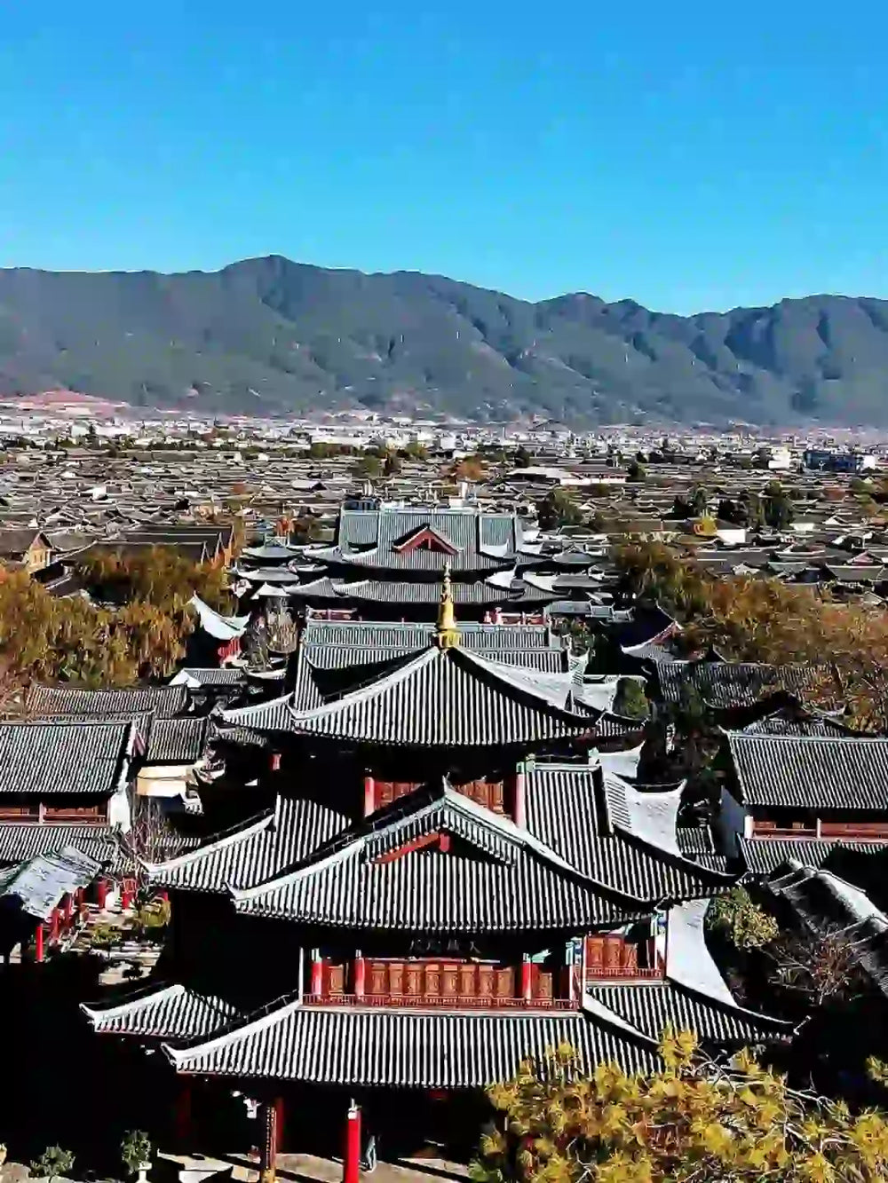 Visit the Ancient City of Dali and Foreigner Street.