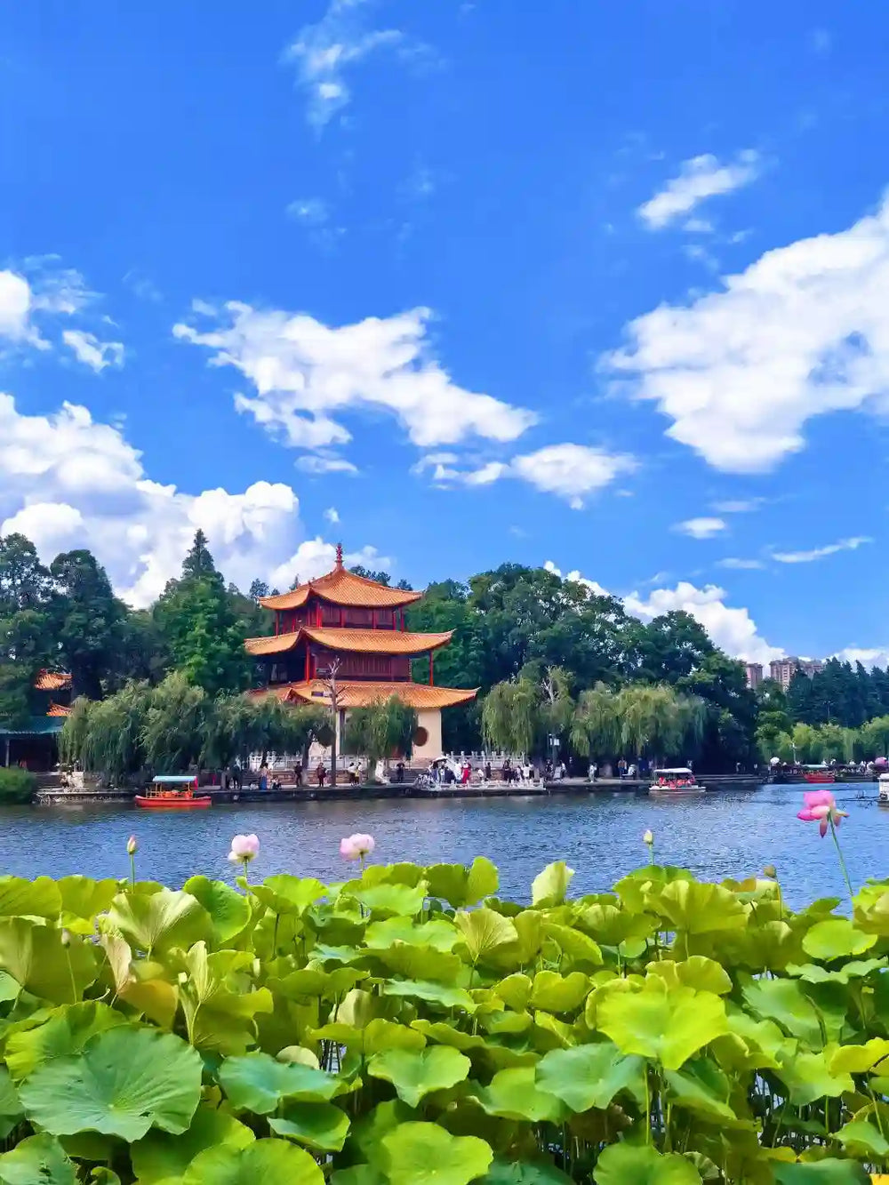 Visit Daguan Pavilion Park