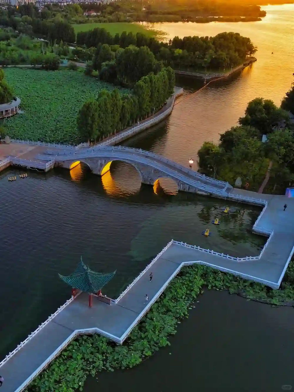 Daguan Pavilion Park