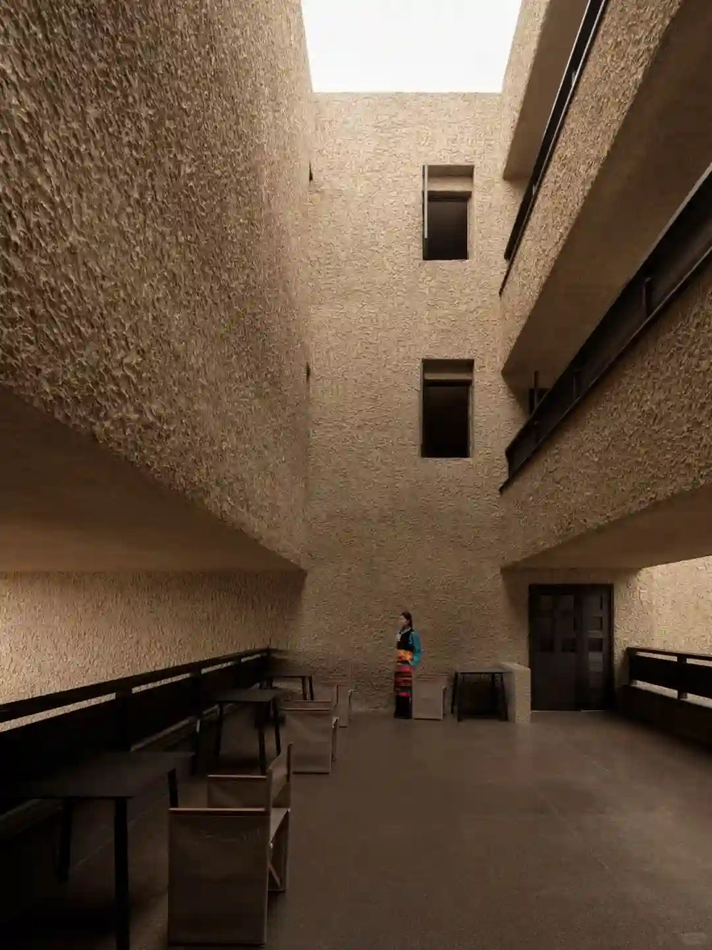 Check-in at 'Jianglu' Hotel  Wunongding