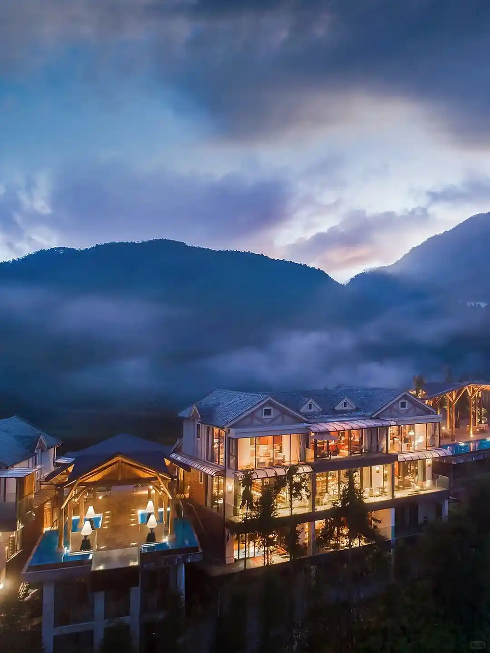 Check-in at 'Bodu' Resort: Cliffside Wild Luxury